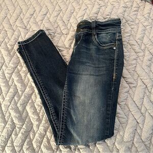 WallFlower Size 3 Skinny Jeans – Dark Wash
